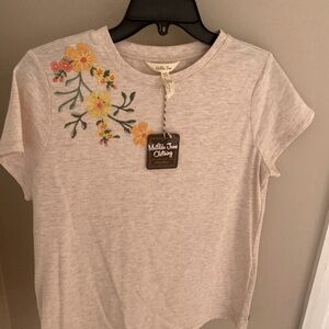 Matilda Jane size medium cream embroidered flowered shirt